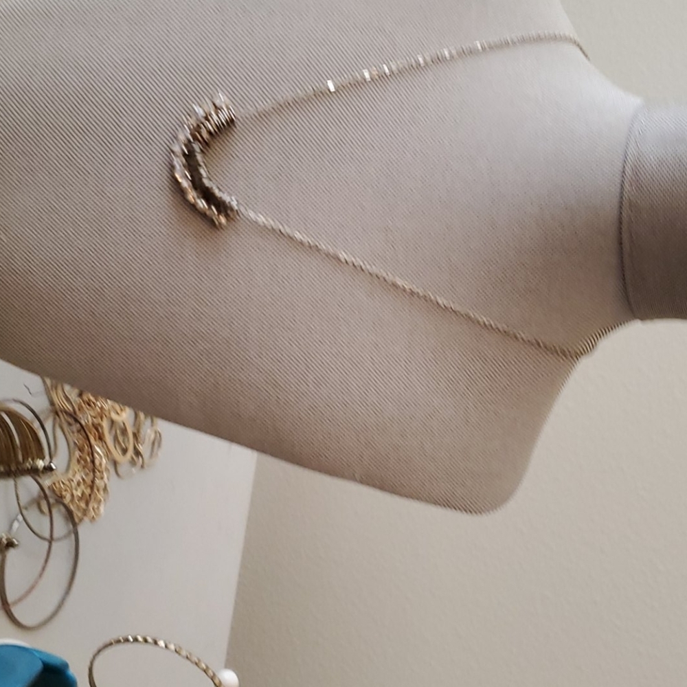 Necklace - Picture 2 of 6